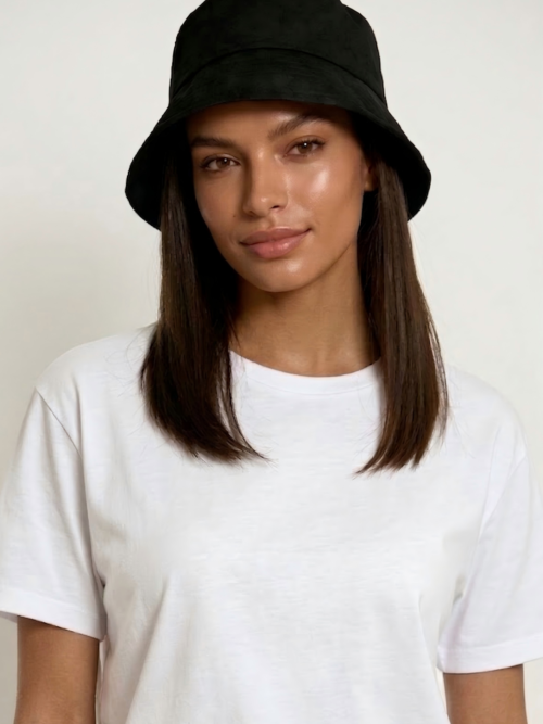 Quick Go | Urban Bucket – Bucket Hat with Mid-length Layered Straight Hair